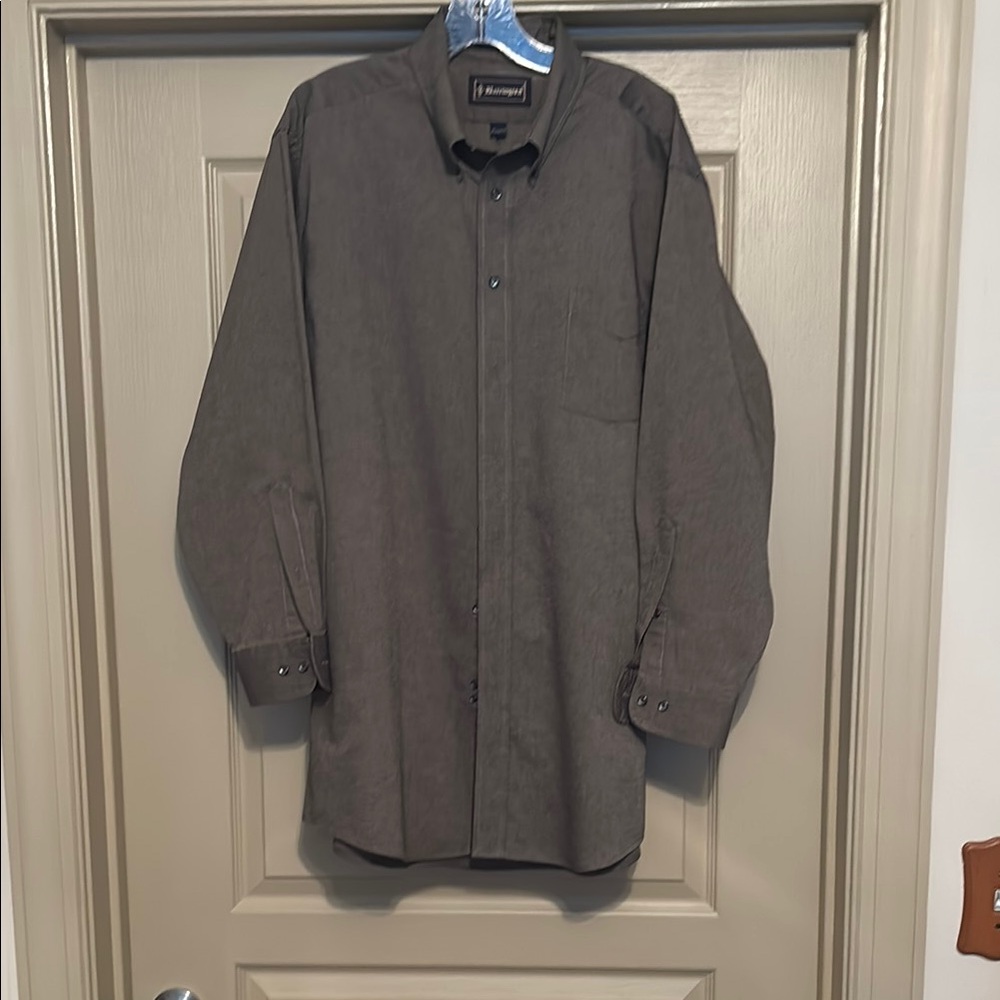 Gray Casual Button Down Shirt with Minimalist Design